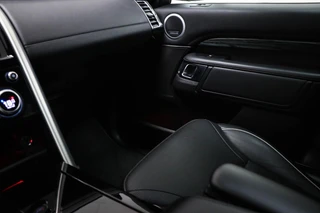 Land Rover Discovery 3.0 Si6 HSE Luxury 7p. | LUXURY PACK | STUURVERWARMING | ACHTERBANKVENTILATIE | MASSAGE | HEAD UP | 360 CAMERA | TREKHAAK / 55