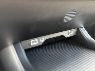 Jeep Compass 1.2 e-Hybrid Summit | Apple-Android | Schuif-kanteldak | Premium-Pack / 31