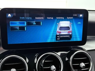 Mercedes-Benz GLC-klasse 300e 4MATIC Business Solution Luxury CAMERA | TREKHAAK | NAVI & CARPLAY / 19