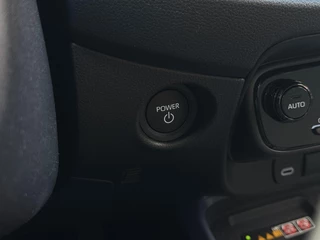 Toyota Aygo X HYBRID 115 PULSE APPLE/ANDROID KEYLESS PARK-SENSOR CAMERA CLIMA 17"LMV EL-SPIEGELS PRIVACY-GLASS / 14
