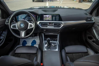 BMW 3-serie Touring 330e M-Sport, Pano, Leder, Laser / 14