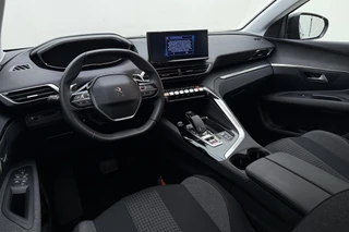 Peugeot 3008 1.2T Active Avantage | Automaat | Navigatie | Climate Control | Camera | Full LED | Keyless Entry & Start | Apple Carplay/Android Auto | 1e Eigenaar / 17