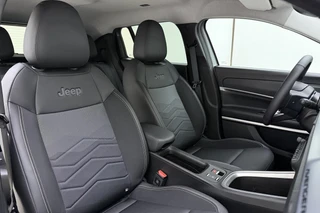 Jeep Avenger Summit 54 kWh | SOH: 98% | Climate & Adaptive Cruise Control | Achteruitrijcamera | Dodehoek detectie | Apple carplay/Android Auto | / 15