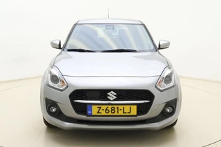 Suzuki Swift 1.2 Style Smart Hybrid 83pk | Navigatie | Climate Control | Cruise Control | Stoelverwarming | Camera | Lichtmetalen Velgen | Apple Carplay - Android Auto / 7