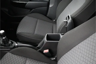 Kia Picanto 1.0 DPI DynamicLine  -  Airco - Cruise Control - Navigatie - DAB - Apple Carplay/Android Auto - Fabrieksgarantie tot 07-2032 / 59