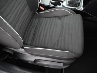 Kia XCeed 1.5 T-GDi GT-Line  - Navigatie - Stoel-/stuurverwarming - Cruise Control - Climate Control - Fabrieksgarantie tot 08-2031 / 40