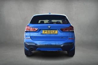 BMW X1 xDrive25e eDrive Edition | M-Sport | Trekhaak | Pano | CarPlay / 10