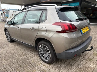 Peugeot 2008 1.2 Puretech Blue Lion Automaat ''Trekhaak - PDC - Navi '' / 7