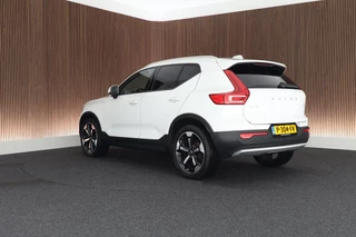 Volvo XC40 1.5 129pk Automaat T2 Core Camera Keyless Sportstoelen Stoelverwarming Navigatie / 7