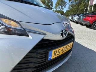 Toyota Yaris 1.0 VVT-i Aspiration 5-Deurs | Climate control | Camera | Navigatie | Cruise control | Elektrisch Pakket | Bluetooth telefoonvoorbereiding / 33