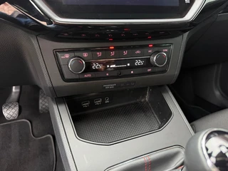 SEAT Ibiza 1.0 TSI FR Business Intense NL Auto Navi Carplay Camera ACC / 47