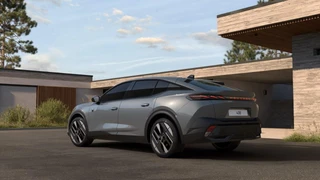 Peugeot 408 1.2 GT Exclusive Hybrid 145 | NIEUW | Uit voorraad leverbaar! | Schuif/Kantel dak | Focal Audio | Camera rondom | Stoelverwarming voor en achter | Elektrisch verstelbare voorstoelen | Dodehoek detectie | Elektrische Kofferklep / 5