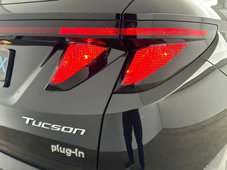 Hyundai Tucson 1.6 T-GDI PHEV 265 PK 4WD 19'' L.M. Velgen | Adaptieve Cruise Control | Parkeercamera / 32