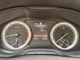 Skoda Karoq 1.5 TSI DSG Pano Camera Canton Leder/alca Trekhaak CarPlay Keyless Sfeer / 26