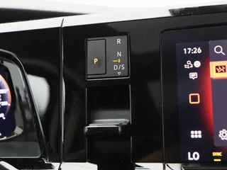 Volkswagen Multivan 1.5 eHybrid 245 Pk L2 Bulli Edition 4Motion | 6-Persoons | Panoramadak | Harman & Kardon | Camera | Trekhaak | 19 Inch | 5.703 Km !! / 34
