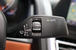 BMW 8 Serie M850i xDrive High Executive M Sport Pakket Automaat  / Live Cockpit Professional / Individual Leder Merino / Driving Assistant / Carbon Exterieur / Active Steering / Laserlight / M Sportremsysteem / Active Cruise Control met Stop en Go-functie / M Sportdifferentieel / Shadow Line / Achteruitrijcamera / Harman Kardon / 49