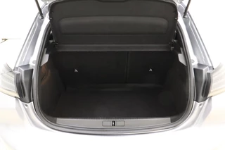 Peugeot 208 1.2 PureTech 100 GT | Navigatie | Climate Control | Camera | Full LED | 17'' LM Velgen | Keyless Entry & Start / 11