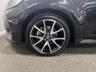 Toyota Yaris 1.5 Hybrid Executive/ NL auto/ Eerste eigenaar/ Automaat/ Stoelverwarming/ Navi/ Apple carplay/ Pano / 38