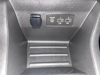 Renault Clio 1.0 TCe Zen/ Nederlandse auto/ Parkeersensoren achter/ Airco/ Apple carplay/ Android / 21