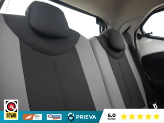 Toyota Aygo 1.0 VVT-i x-nav | Camera | Navigatie | Cruise Control | Airco | NAP / 42