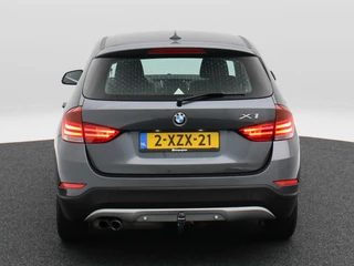 BMW X1 sDrive20i 183 Pk Automaat Executive | Trekhaak | Bi Xenon | Cruise Control | 17 Inch | 132.168 Km !! / 7