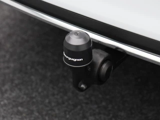 Skoda Karoq 1.5 TSi 150 Pk Automaat Sportline Business | Trekhaak | Stoel/Stuurverwarming | Panorama dak | Matrix LED | Camera | CarPlay | Parkeersensoren | 18 Inch | 50.137 Km !! / 18