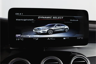 Mercedes-Benz GLC Coupé 250 4MATIC 211 PK Premium AMG Line  | S/K-Panodak | Cruise | Stoelverw. | PDC | Camera | App. Connect | ECC | LM 21" | / 32