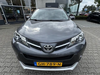 Toyota RAV4 2.0 Style 4WD / 11