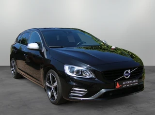 Volvo V60 2.0 T4 Momentum R-Design Camera achter | Parkeersensoren V+A | Navi / 2