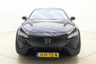 Peugeot 408 1.2 Hybrid 145 e-DCS6 Allure | Achteruitrijcamera | Dealer Onderhouden l Wireless Apple Carplay & Android Auto l TomTom Navigatie l DAB l Bluetooth l PDC l Camera l LED l Lichtmetalen Velgen / 8