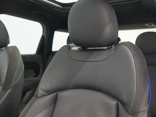 MINI Countryman 1.5 Cooper S E ALL4 Panoramadak | Harman Kardon | ACC | Head Up / 24