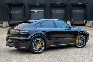 Porsche Cayenne Coupé 4.0 Turbo S E-Hybrid  | NAP! | KERAMISCH | STOELKOELING | 360 | SOFT-CLOSE | CARBON | GT-WHEELS | MEMORY | / 17