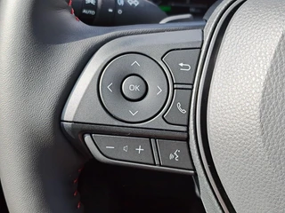 Toyota Corolla Cross Hybrid 180 GR Sport NIEUW! PLUS PACK STOEL/STUURWIELVERWARMING ELEK. ACHTERKLEP / 16