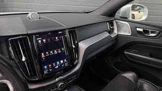 Volvo XC60 2.0 T6 AWD R-Design | Luchtvering | Pano | 360° | B&W | ACC | Memory / 13