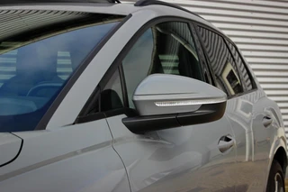 Audi Q4 e-tron 40 Advanced edition 77 kWh // 97,4% SoH | S-line | Panoramadak | Black Optic | Camera | Smartphone pakket | Keyless Advanced / 10