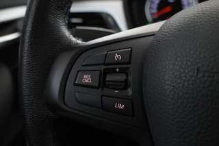 BMW X1 sDrive18d High Executive  Automaat, Panorama dak, Navigatie / 23