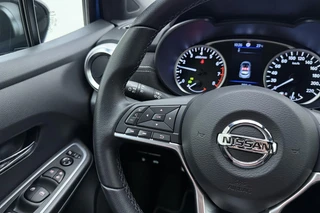 Nissan Micra 1.0 IG-T N-Sport | Navigatie | Achteruitrijcamera | Climate control | Cruise control | Keyless | Lichtmetalen velgen | Donkere hemelbekleding | Lage kilometerstand / 19