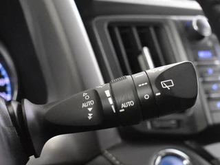 Toyota RAV4 2.5 Hybrid AWD Executive / 19