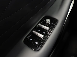Geely Starray EM-i 1.5 Max+ PHEV 138KM ELEKTRISCH BEREIK/LEER/SCHUIFDAK/19"LMV! / 28