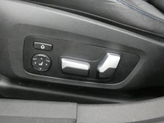 BMW 3-Serie 320e M-Sport Aut. |Schuifdak |Head-Up |Facelift - Widescreen! / 19