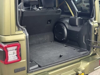 Jeep Wrangler Unlimited 4xe 380 Sahara | BRUTE | Lamborghini Verde Gea | BRASS | / 29