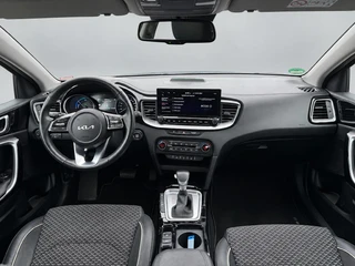 Kia XCeed 1.6 GDi PHEV DynamicLine / 15