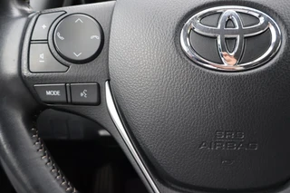 Toyota Auris 1.8 HYBRID ASPIRATION 5-DEURS CAMERA CRUISE NL-AUTO AFN.TREKHAAK NAVI CRUISE LM-VELGEN / 7
