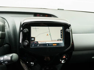 Peugeot 108 1.0 e-VTi Allure 5drs. TOP! | Open dak | Camera | Slechts 10.541km / 10