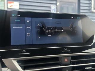 Citroen Ë-C4 Collection 156pk Extended range 54 kWh | Stoelverwarming | Comfort stoelen | Parkeercamera/-sensoren | Navigatie | Cruise Control | Cruise Control | DAB | Keyless Entry/Start | Full LED | Warmtepomp / 18