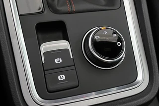 SEAT Ateca 1.5 TSI FR Business Intense Automaat Trekhaak Pano Leder Stoelverwarming / 41