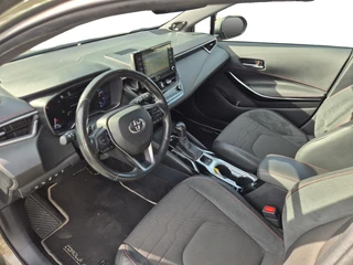 Toyota Corolla 2.0 Hybrid Executive / 12