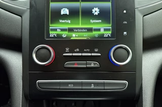 Renault Mégane 1.3 TCe GT-Line | Navigatie | Apple Carplay/Android Auto | Climate & Cruise Control | Keyless Entry | LED koplampen | LM-velgen / 22