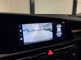 Kia Niro 1.6 GDi Hybrid DynamicLine Camera Adaptive Cruise / 19