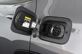 Jeep Compass 4xe 240 Plug-in Hybrid Electric S Leder Stuur-Stoelverwarming Apple Carplay / 39